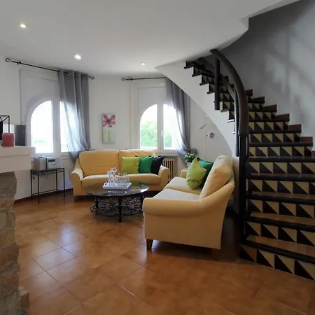 Hotel Leon Inmo Casa Nadine - 10722