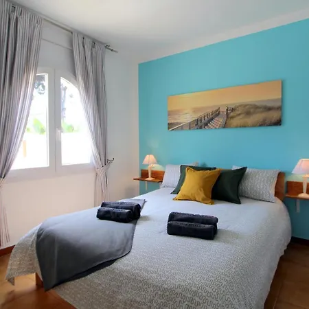 Leon Inmo Casa Nadine - 10722 4* 엠푸리아브라바